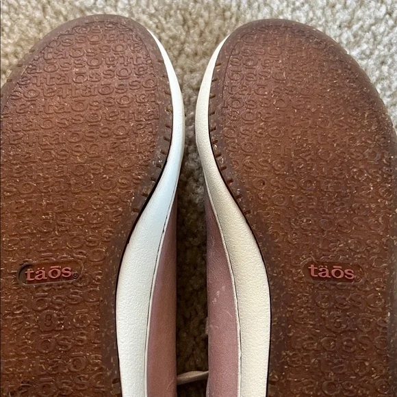 Taos Zipster Shell Pink Leather Sneakers Size 8 NWOB - Picture 9 of 9